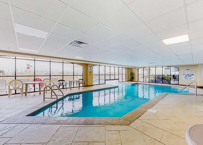 Beachfront With Private Balcony Shared Pool And Hot Tub Holiday home Gulf Shores