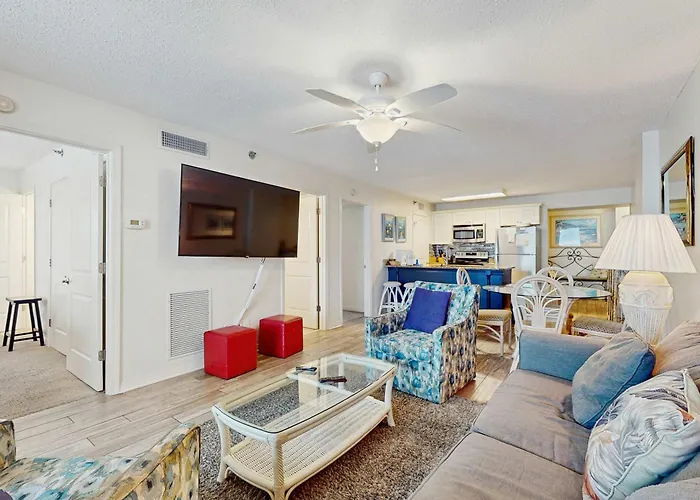 Beachfront With Private Balcony Shared Pool And Hot Tub Holiday home