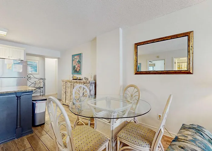 Holiday home Beachfront With Private Balcony Shared Pool And Hot Tub *