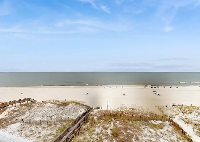 Holiday home Beachfront With Private Balcony Shared Pool And Hot Tub *